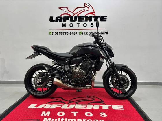 YAMAHA MT-07 ABS YAMAHA MT-07 ABS